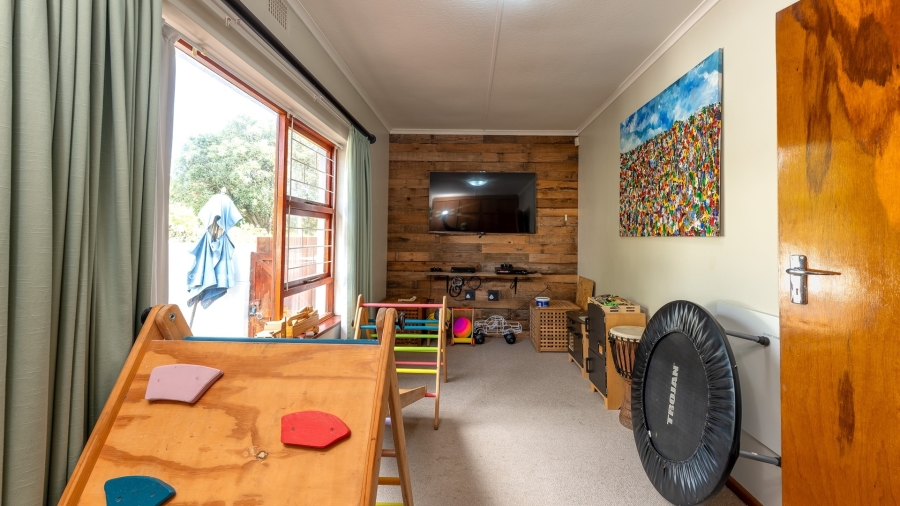 5 Bedroom Property for Sale in Bredasdorp Western Cape